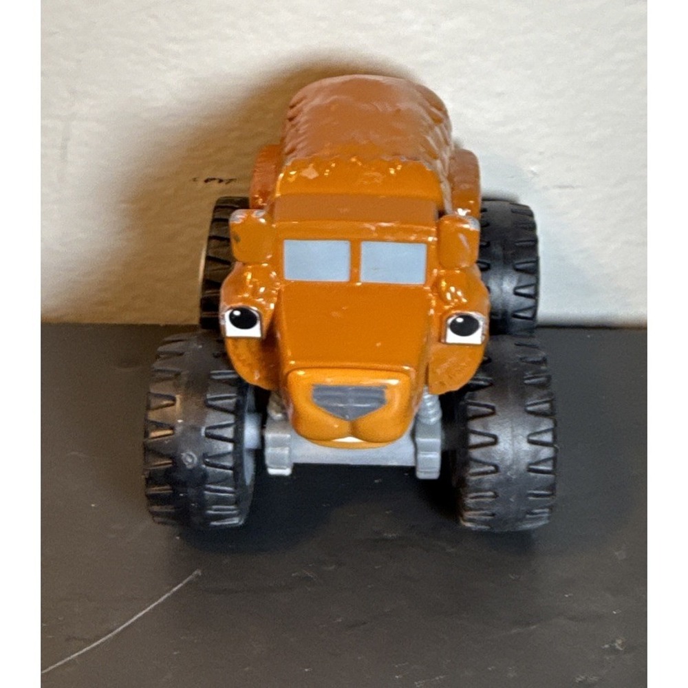 Blaze and the Monster Machines Diecast Truck Grizzly Bear